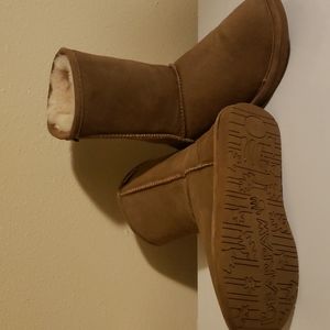Bearpaw boots